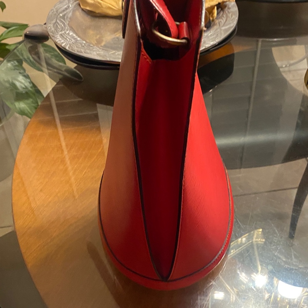 Elegant Red L V Women's Bag - Picture 12 of 16